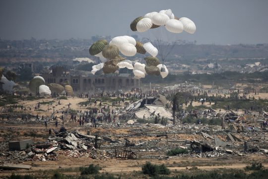 Airdrops über dem Gazastreifen