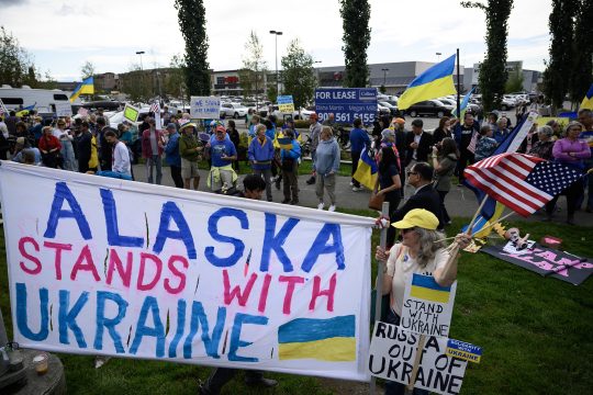 Demonstration gegen Putin in Anchorage