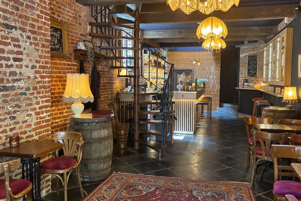Die "Bar Sauvage" der Brasserie C
