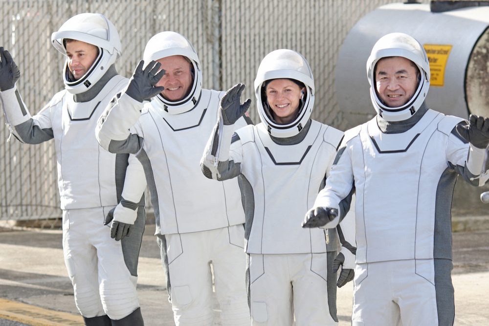 Oleg Platonow, Mike Fincke, Zena Cardman und Kimiya Yui vor dem Start