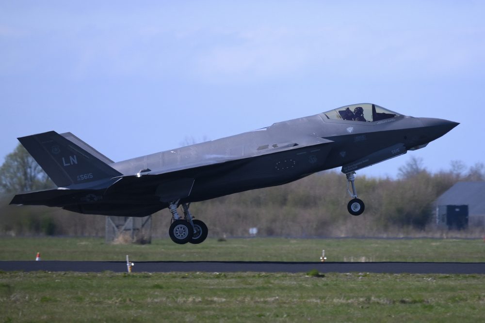 F-35-Kampfjet beim Abheben