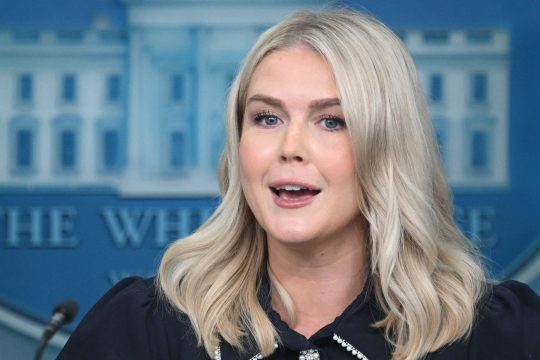 Die Pressesprecherin des Weißen Hauses Karoline Leavitt