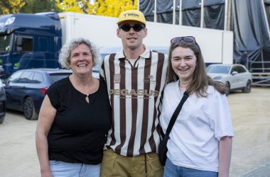 Rita aus Elsenborn und ihre Tochter beim Meet & Greet mit Lost Frequencies bei den Kurpark Classix