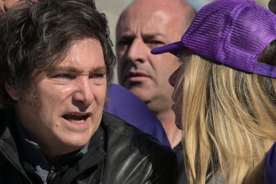 Der argentinische Präsident Milei bei einer Wahlkampfveranstaltung