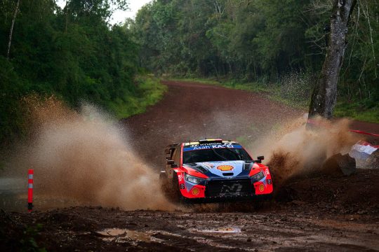 Thierry Neuville/Martijn Wydaeghe bei der Rallye Paraguay