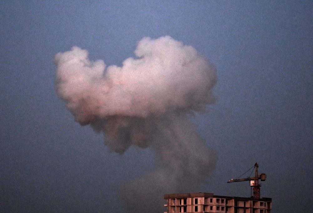 Rauchwolken über der ukrainischen Hauptstadt Kiew nach massiven russischen Angriffen