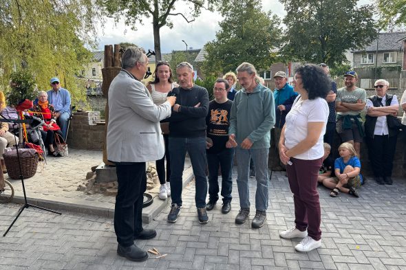 Reden bei der Einweihung des neuen Standorts