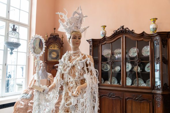Theaterkleidung der Ausstellung im Couven-Museum Aachen