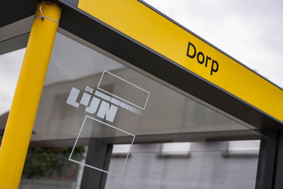 Autobus von "De Lijn"