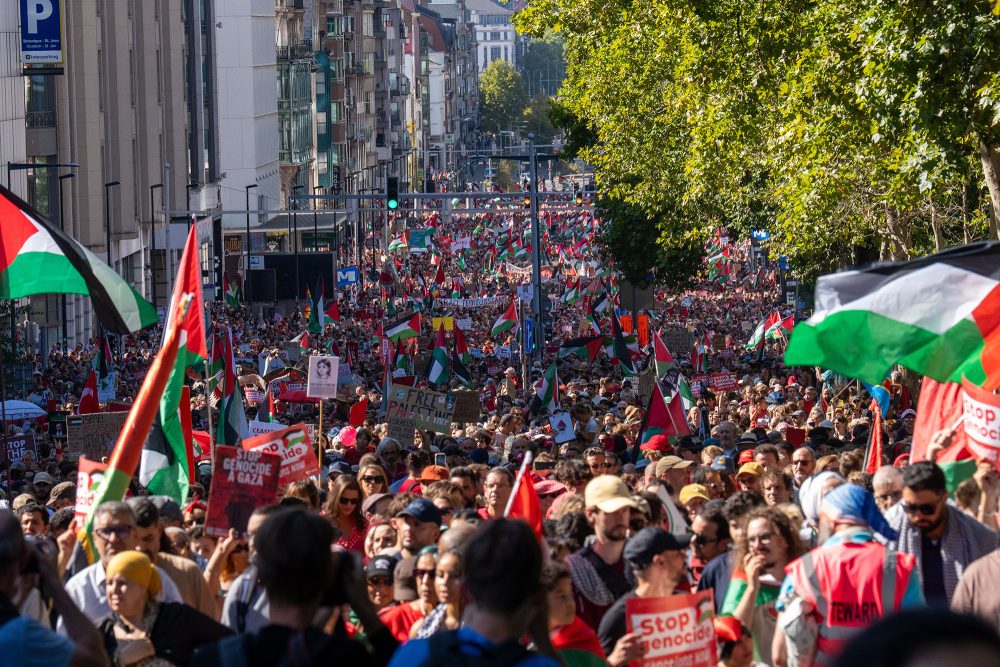 Bis zu 100.000 Menschen demonstrieren in Brüssel für eine Ende der Gewalt im Gazastreifen