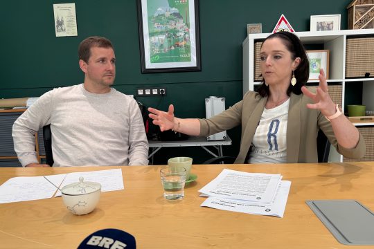 Andreas Jerusalem und Fabienne Colling bei einem Pressetermin
