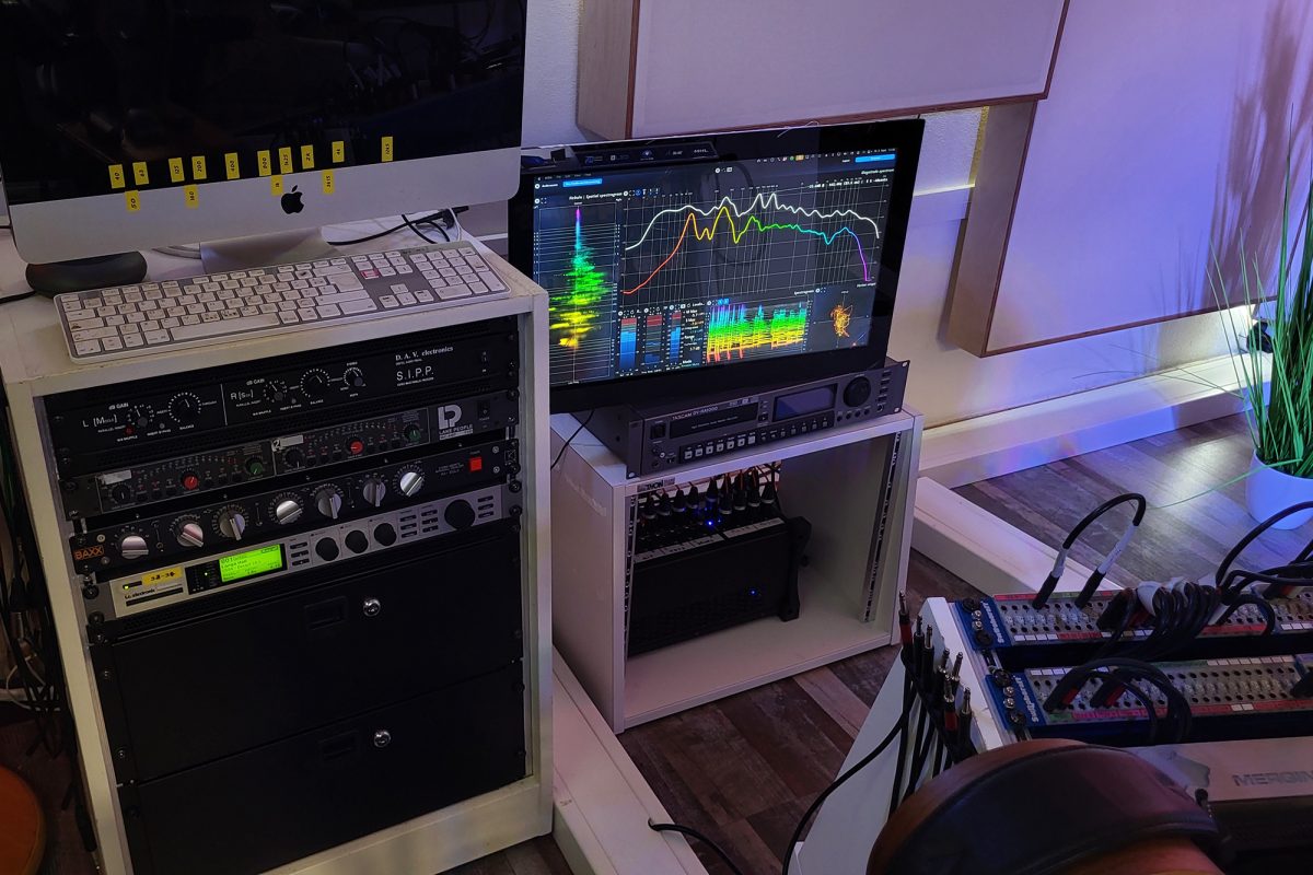 Technisches Equipment im Tonstudio von Funky Baby Records