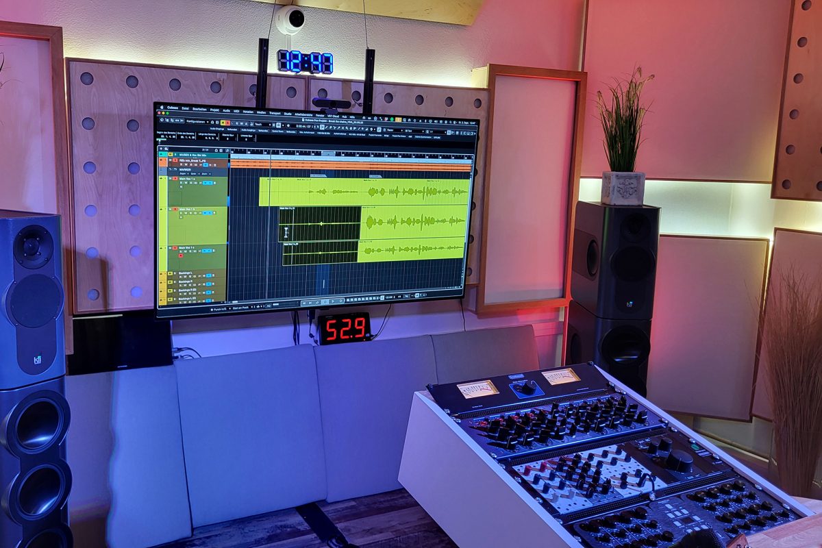 Technisches Equipment im Tonstudio von Funky Baby Records