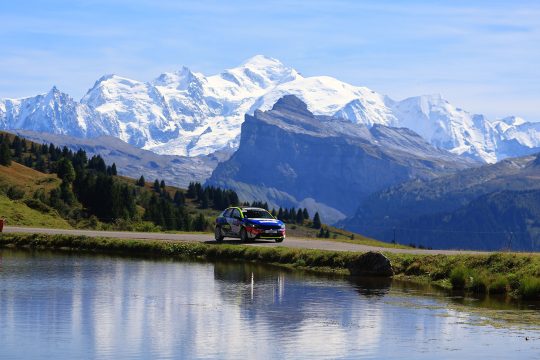 Tom Heindrichs und Jonas Schmitz siegen vor einer atemberaubenden Bergkulisse