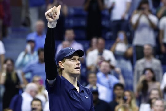 Jannik Sinner bei den US Open nach seinem Sieg gegen Felix Auger-Aliassime
