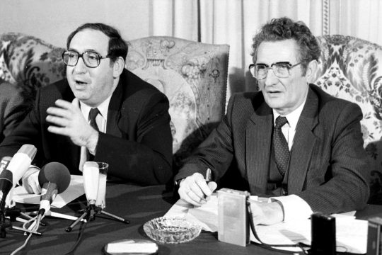 Minister Jean Gol mit Kabinettschef Victor Bricout