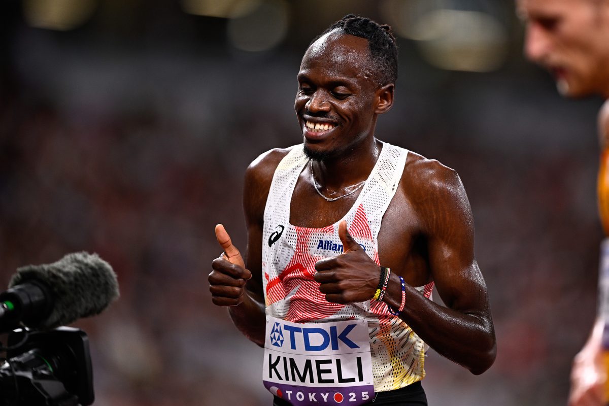 Kimeli zeigt Daumen hoch nach dem 5.000-Meter-Finale