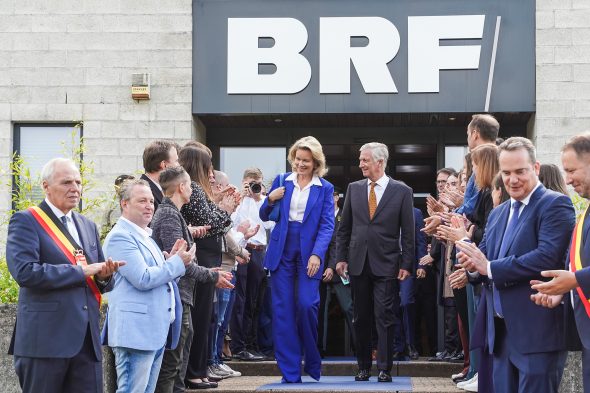Die BRF-Mitarbeiter verabschieden sich von König Philippe und Königin Mathilde