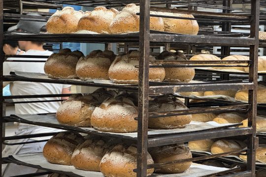 Das fertige Lambertusbrot frisch aus dem Ofen