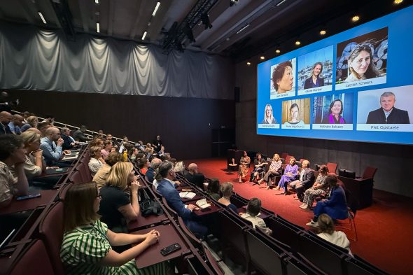 Auftaktveranstaltung von "Waves of Change"