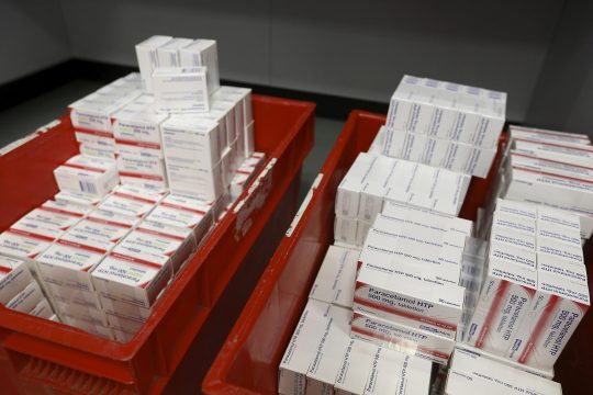 Boxen mit Medikamenten