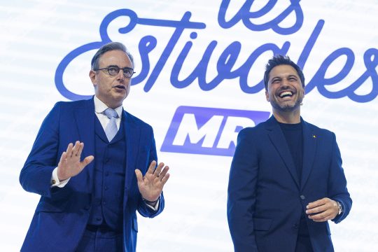 Premier De Wever (links) war Überraschungsgast beim Familientag der MR