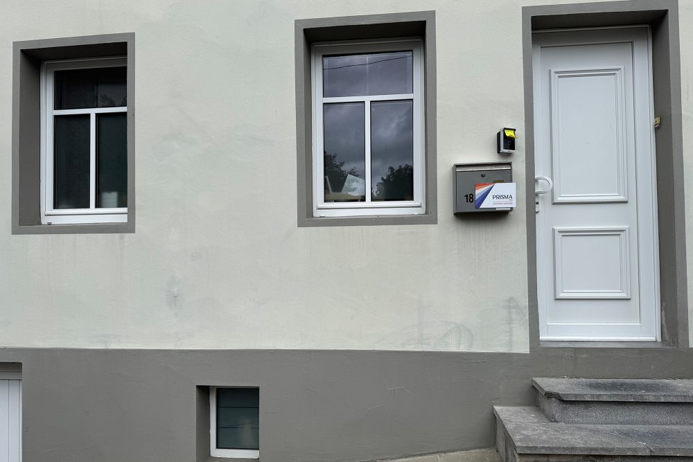 Außenansicht des Gebäudes, in dem die VoG Prisma untergebracht ist
