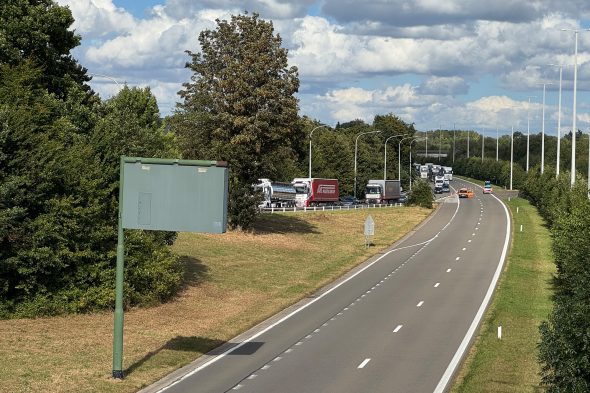 Ab der Ausfahrt Welkenraedt/Eupen war die Autobahn für die Bergungsarbeiten gesperrt