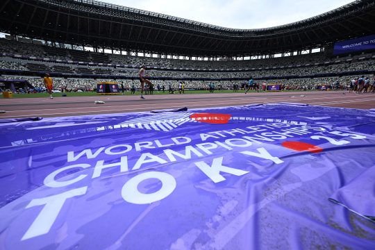 Athleten im Stadion von Tokio