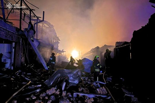 Schäden nach einem russischen Luftangriff in Bila Zerkwa in der Region Kiew