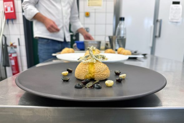 Dessertprobe beim Meisterkurs für Restaurateure im ZAWM
