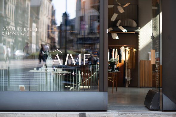 Pop-Up in Brüssel 2021 - Laden von außen