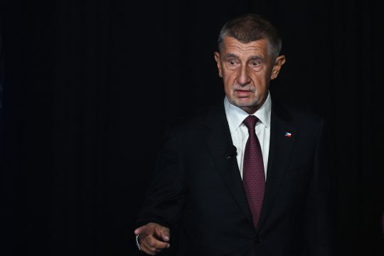 Andrej Babis vor der TV-Wahldebatte am 1. Oktober