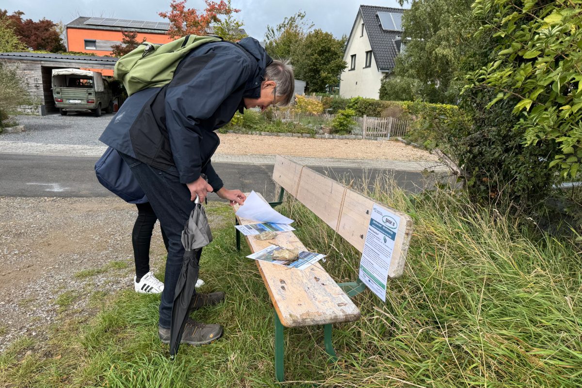 Bank-Hocken in Raeren: Einfach mal hinsetzen und Baukultur entdecken