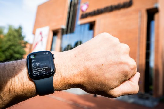 Be-Alert-Test: Hinweis auf einer Smartwatch
