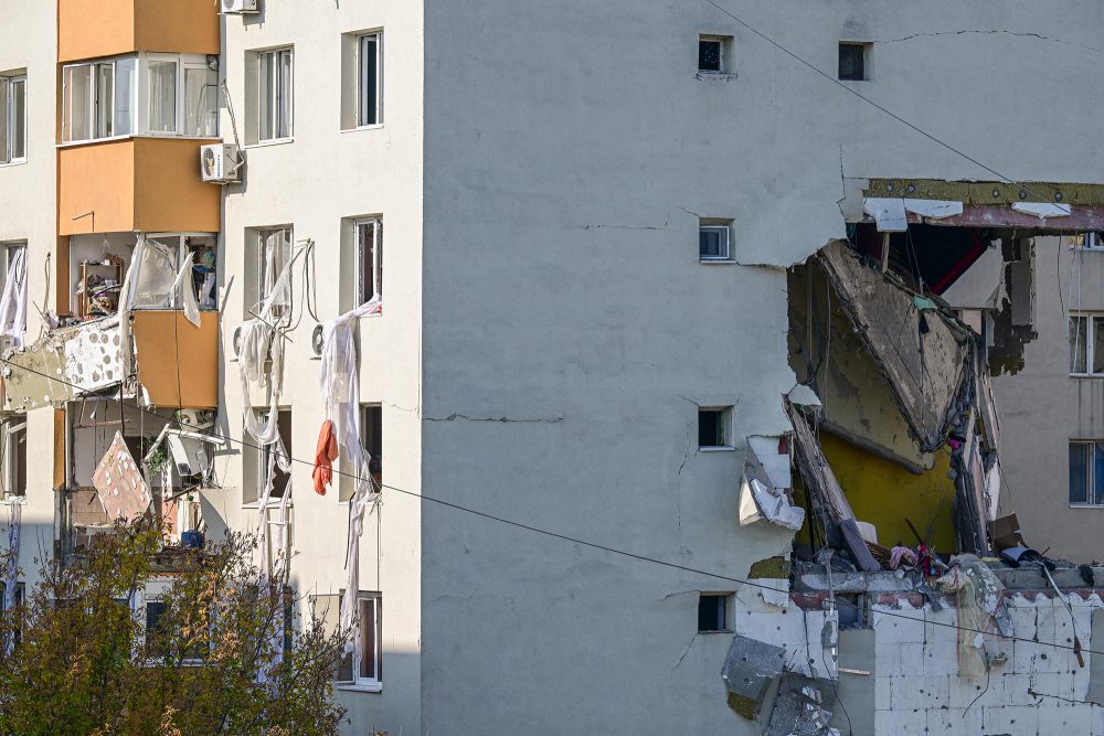 Zerstörungen an dem Appartementgebäude nach der Explosion