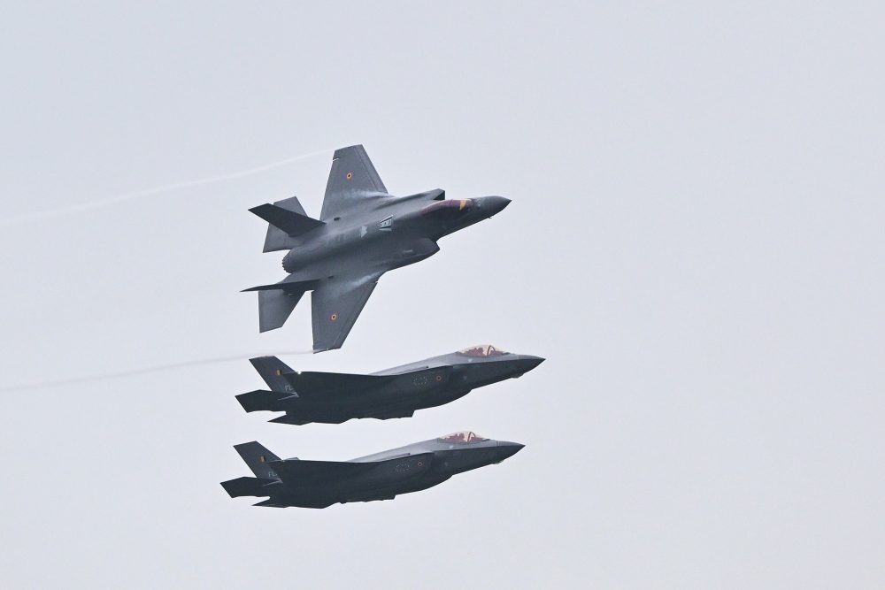 Die ersten drei belgischen F-35 bei ihrer Ankunft in Florennes