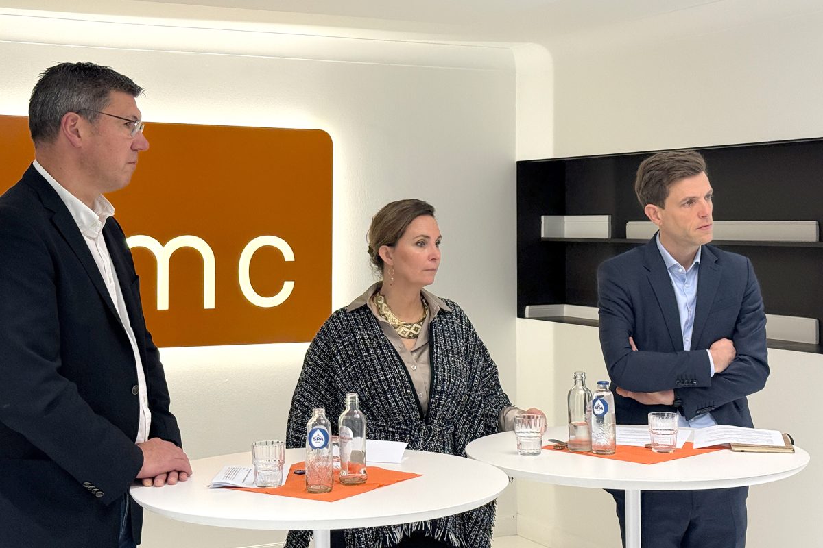 Pressekonferenz bei NMC: Chef Operation Officer Benoît Cormann, Personalchefin Marianne Ihler, CEO Florent Pouzet
