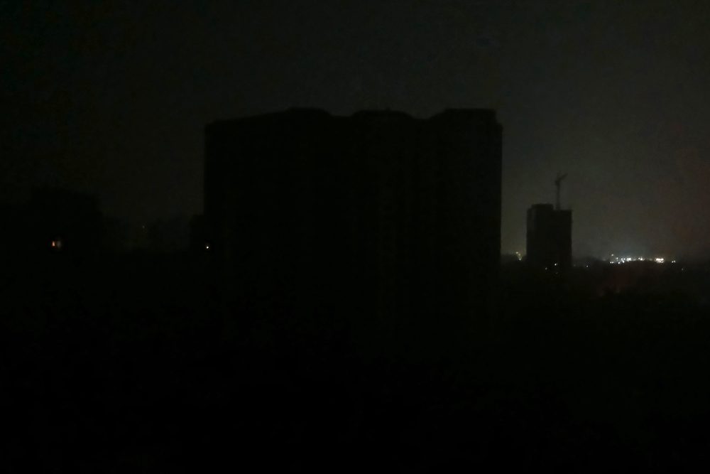 dunkler Stadtteil ohne Strom