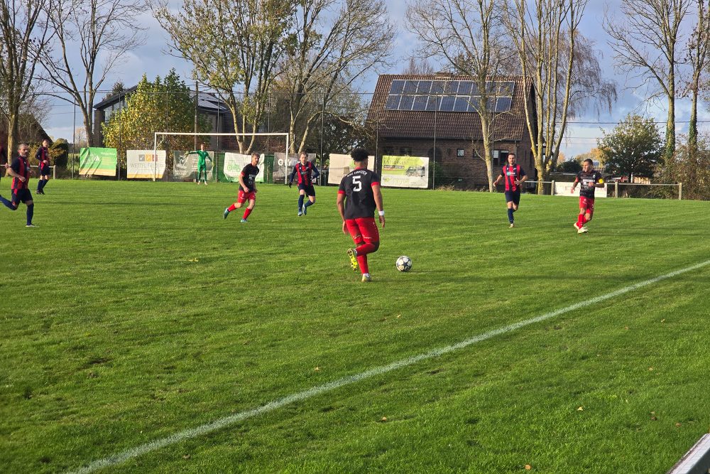 Elsenborn löst im Spitzenspiel beim KSC Lontzen das Endrundenticket