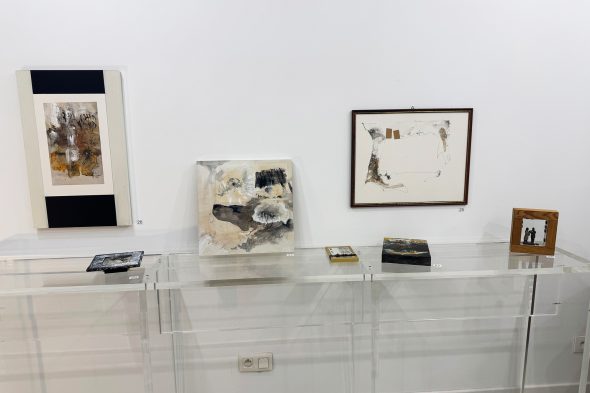 Werke der Ausstellung "Gesten und Zeit - sich ändernde Wiederholungen"