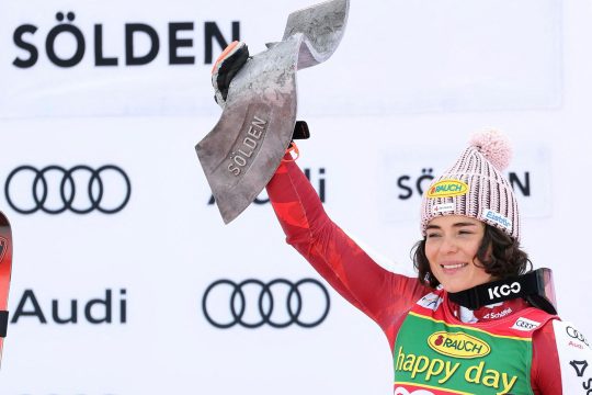 Ski alpin: Julia Scheib siegt in Sölden