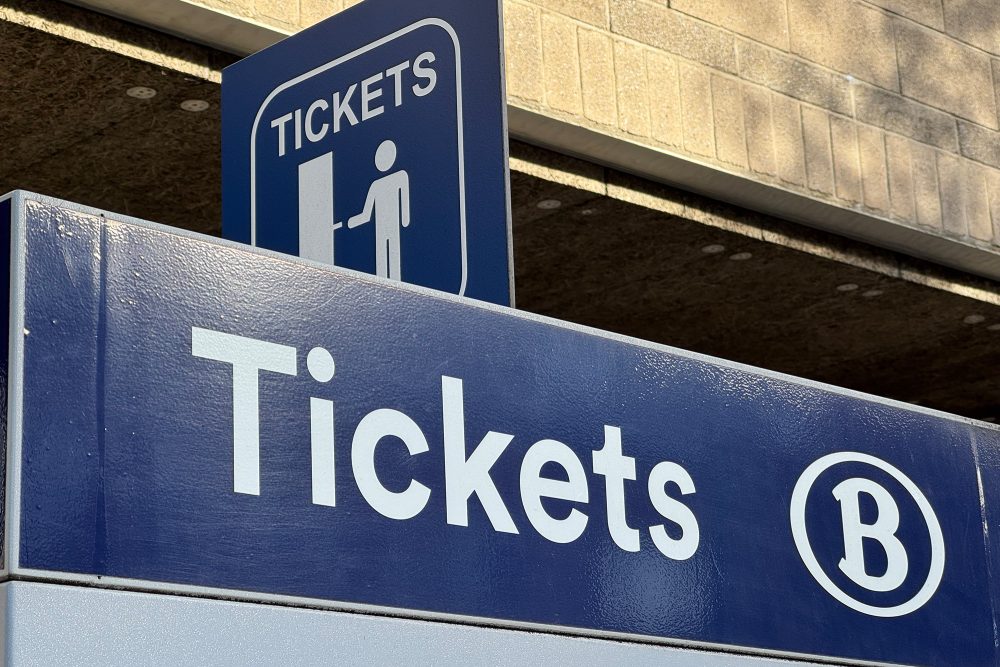 Ticket-Automat am Bahnhof Eupen