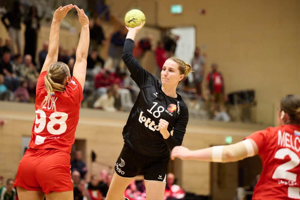 Die belgischen Handball-Damen feiern Testspiel-Sieg gegen Luxemburg