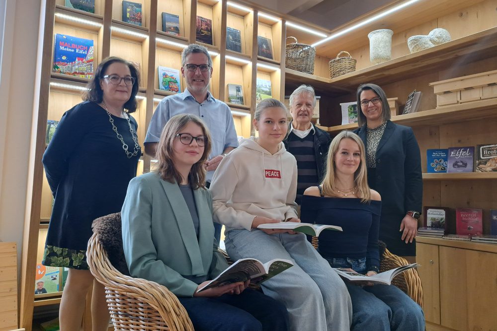 Hintere Reihe: Brigitte Wies, Norbert Crump, Joachim Starke, Eva Gäbler Vordere Reihe: Nele Müller (14), Ronja Koenn (13), Maja Hölz (16)