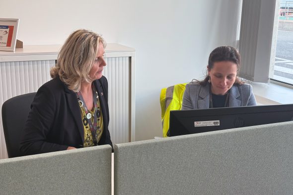 Andrea D‘Haeseleer von der Flughafengesellschaft Brussels Airport Company bei der Arbeit