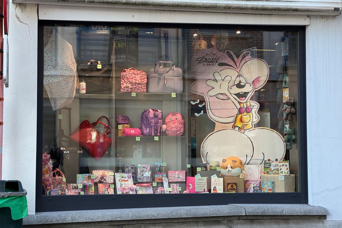 Diddl-Maus-Produkte im Schaufenster