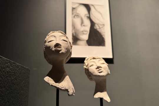 Werke der Ausstellung "Farben und Materie"