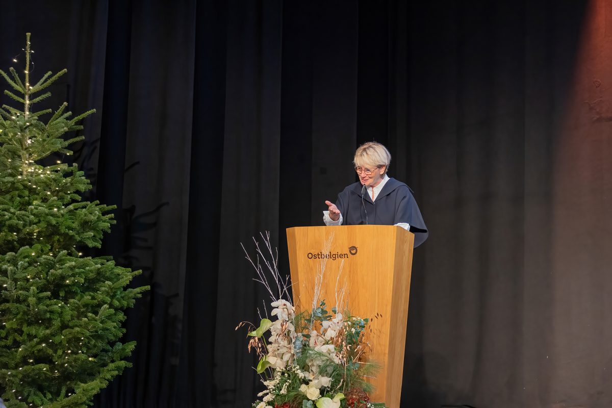 Parlamentspräsidentin Patricia Creutz-Vilvoye bei ihrer Ansprache