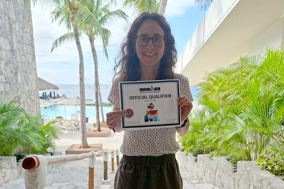 Jana Backes mit der Quali-Urkunde